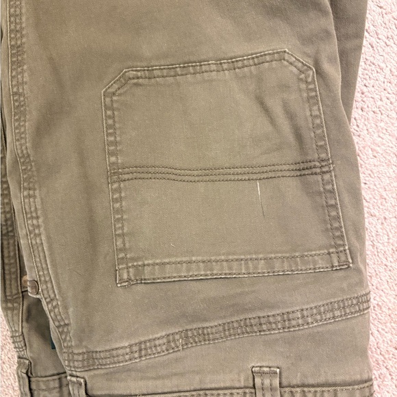 Men’s G.H. Bass & Co. Khaki Green Trousers - Picture 3 of 3